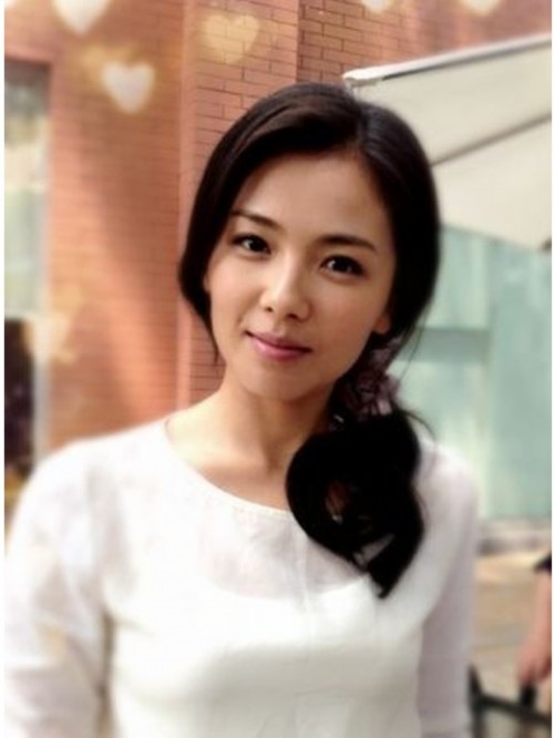 ����Ů����ò���У������Ů������·��