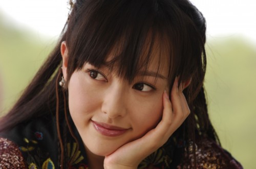 ����Ů����ò���У������Ů������·��