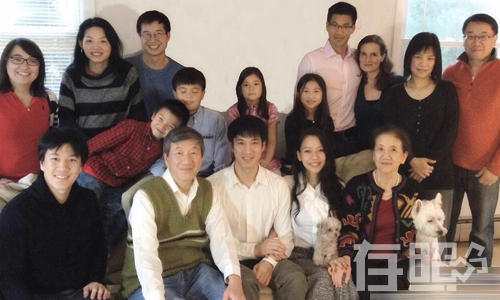 刘亦菲家中至亲的美照