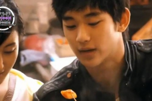 �����ǡ��������������� ����Ƭһ����һ��