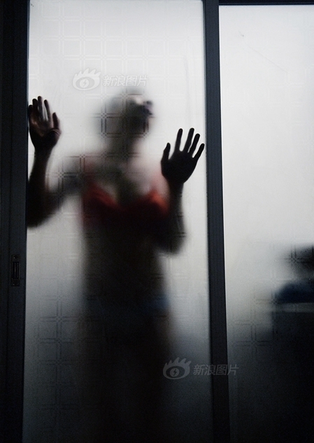 �����ˣ�80��С���ΪŮ�˺������