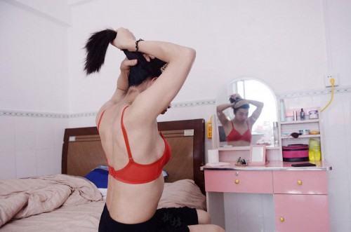 �����ˣ�80��С���ΪŮ�˺������