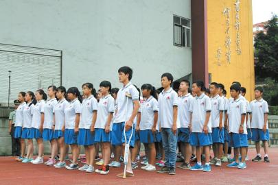 �Ĵ��˱��ж��������־�ѵ ��������ȾȫУ