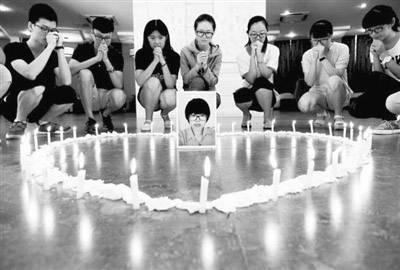 消逝在最灿烂年纪 准大学生留四份生命礼物 消逝在最灿烂年纪 准大学生留四份生命礼物