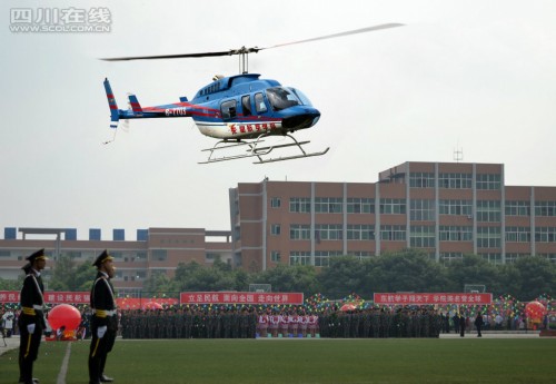 �ɶ�һ��У�߹��ѧ���� ֱ��������