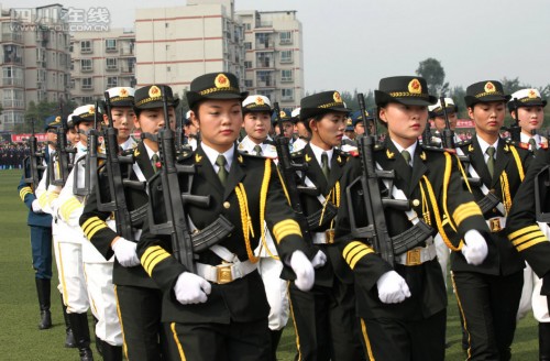 �ɶ�һ��У�߹��ѧ���� ֱ��������