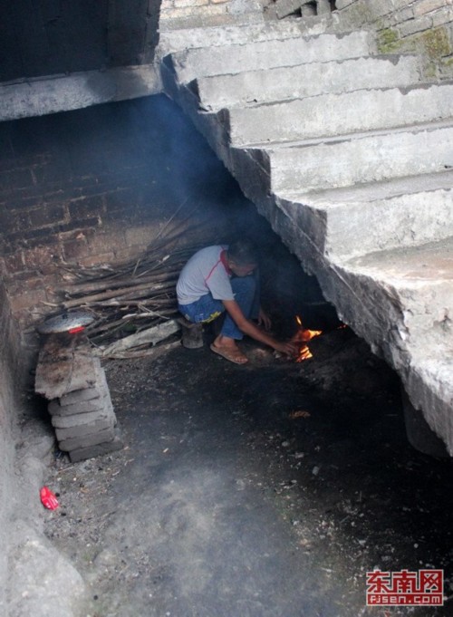 13�ꡰ�ڻ�������ÿ�ܶ��н�30������ѧ