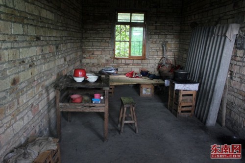 13�ꡰ�ڻ�������ÿ�ܶ��н�30������ѧ