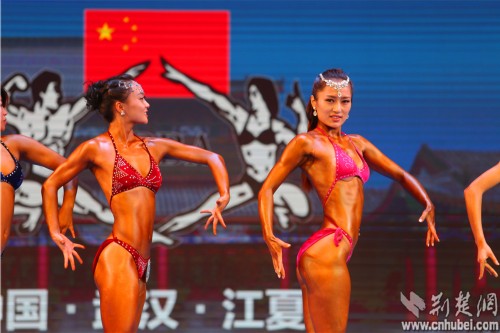 �й���������������Ů��ѧ���伡������