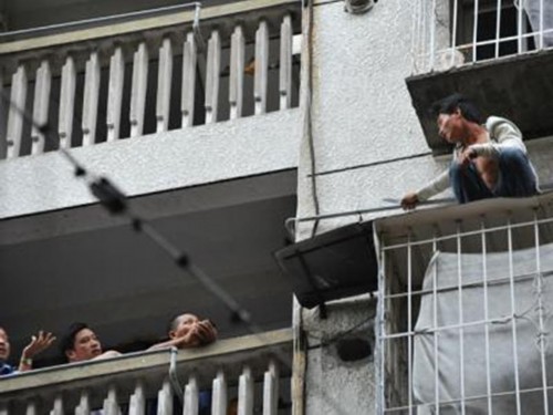 С��ֵ�����̨����н�� �ϰ��ֳ���Ǯ����