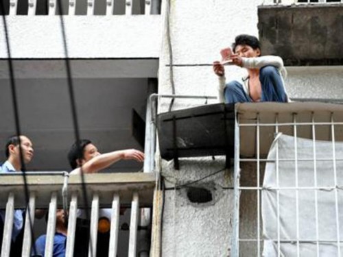 С��ֵ�����̨����н�� �ϰ��ֳ���Ǯ����