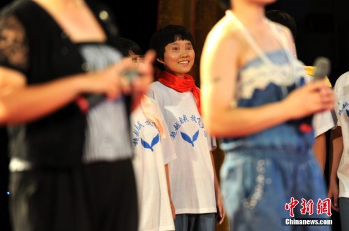 ����Ů���ǽ�ﳪ������������