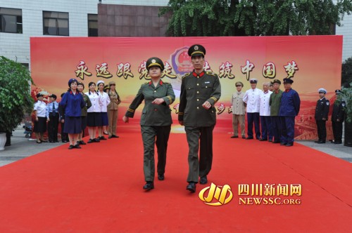 ����T̨��չʾ��������8�׾���