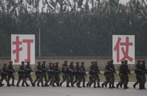 ���壺600��ս��Ӣ�۷�Ծ� ��սAPEC