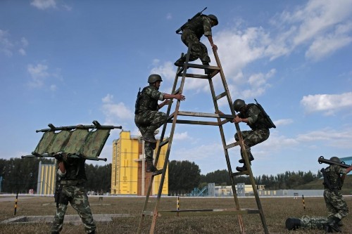 ���壺600��ս��Ӣ�۷�Ծ� ��սAPEC