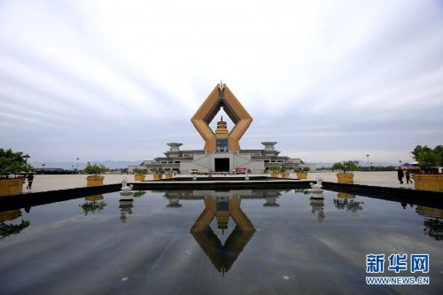 说说门票那些事儿:背《岳阳楼记》免费游岳阳楼