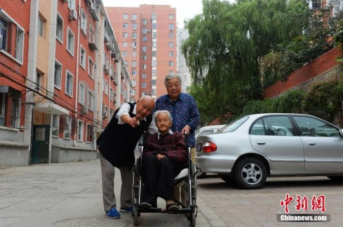 82����Ӻ�����102����ĸ��