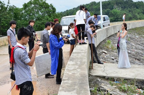 Ů��ѧ���ļ�ְ������ĸ�������ò����