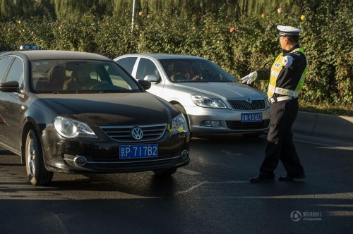 北京单双号限行首日 早晚高峰交通告别拥堵