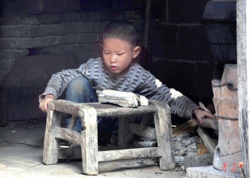 独居深山的自闭症男孩