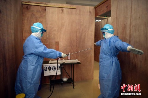 探访中国埃博拉疫情医疗队