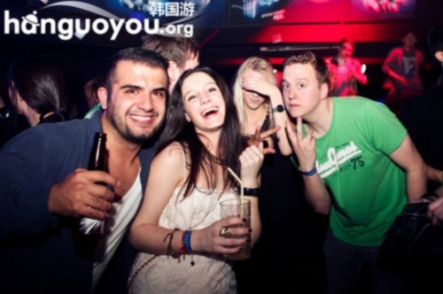 ʵ�ĺ���ҹ����Ů����ͼ����11��