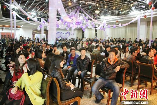 240��˶��ʿ�о�����У���ݡ��ǳ����š�