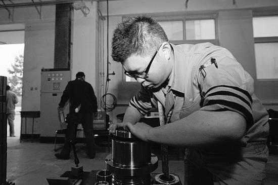 �������������У�������ϱ��� û��Ȥʹ������