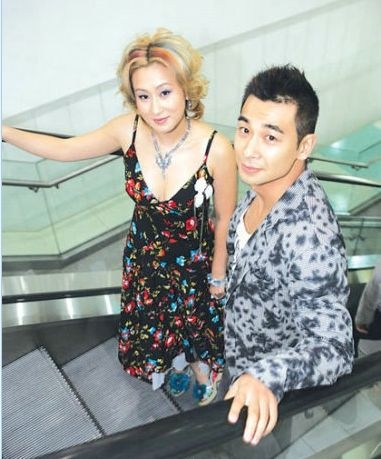 ��־ӱ�������һ�����׿ ˧���Ϲ��ĳ�������