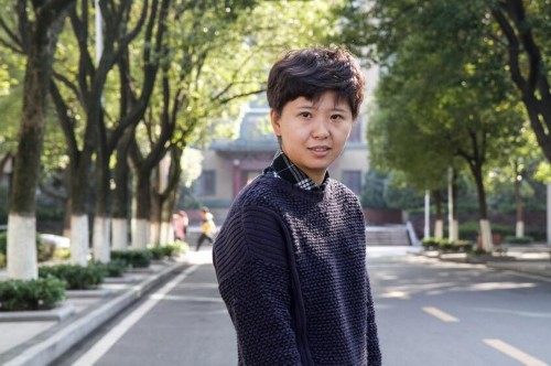 女保镖:双面娇娃的真实生活