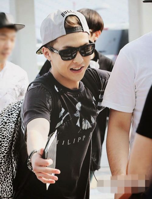 EXO¹��bigbangȨ־�������� ����������������ñ�ӿ�