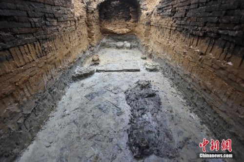 ��������־��1700��������Ĺ�� �����������