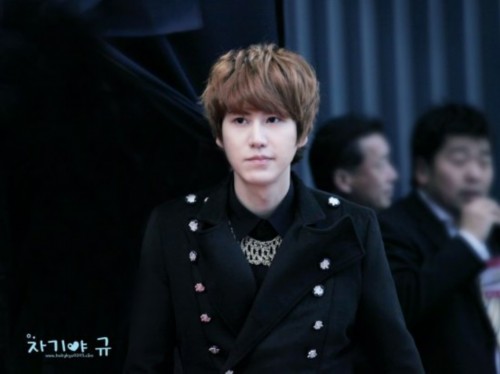 ����У��У��ȫ����