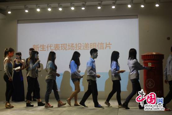 �ж���������ѧ���Թ��ϵ�����Ƭ����ж�֮��