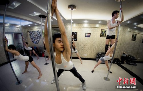 �ֹ����н���׷���赸������