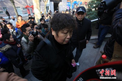 ����Ͷ��������ͥ ����ĸ���뷨Ժ