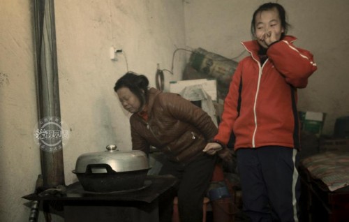 16�굥��Ů����äĸ��ѧ