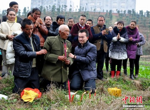 远征抗日老兵回家
