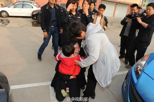 ɽ���ƻ�Ӥ��37��ͯ��� ������ĸ������(��ͼ)