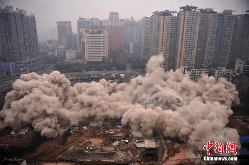 ����ɹ�����һ��¥ ����׳��