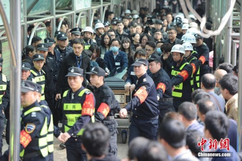 ����Ҧ������������ʽ���� ���Ժ����ͱ�