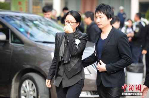 ����Ҧ������������ʽ���� ���Ժ����ͱ�