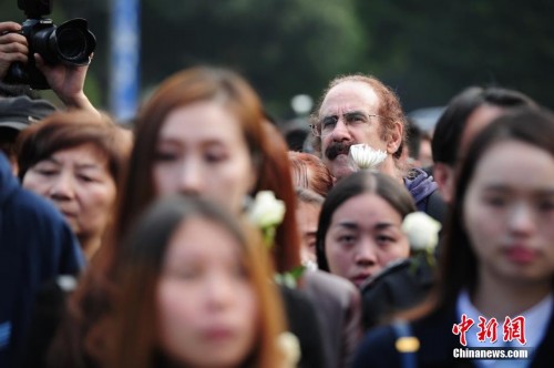 ����Ҧ������������ʽ���� ���Ժ����ͱ�