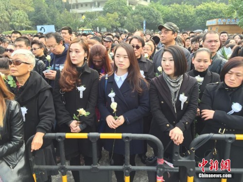 ����Ҧ������������ʽ���� ���Ժ����ͱ�