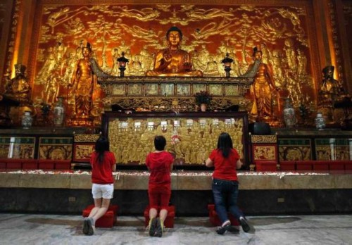 һ���������������˽ֵ���Ƭ