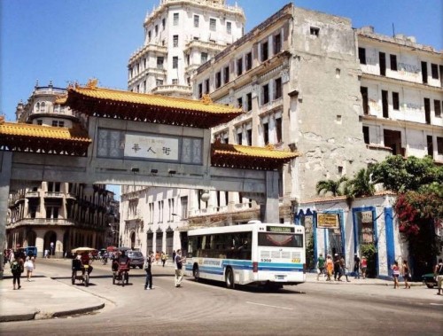 һ���������������˽ֵ���Ƭ