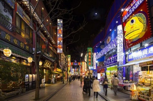 һ���������������˽ֵ���Ƭ