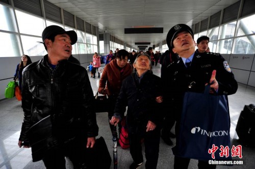 ��ͼƬ���¡��������Ƶ����һ�ഺ�˸�