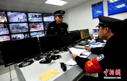 ��ͼƬ���¡��������Ƶ����һ�ഺ�˸�