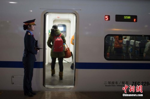 ͼƬ���£�ƽ���г�����һ��